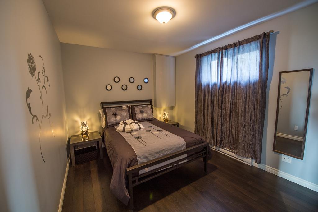 Les Chalets Huppes Du Massif Petite-Riviere-Saint-Francois Room photo